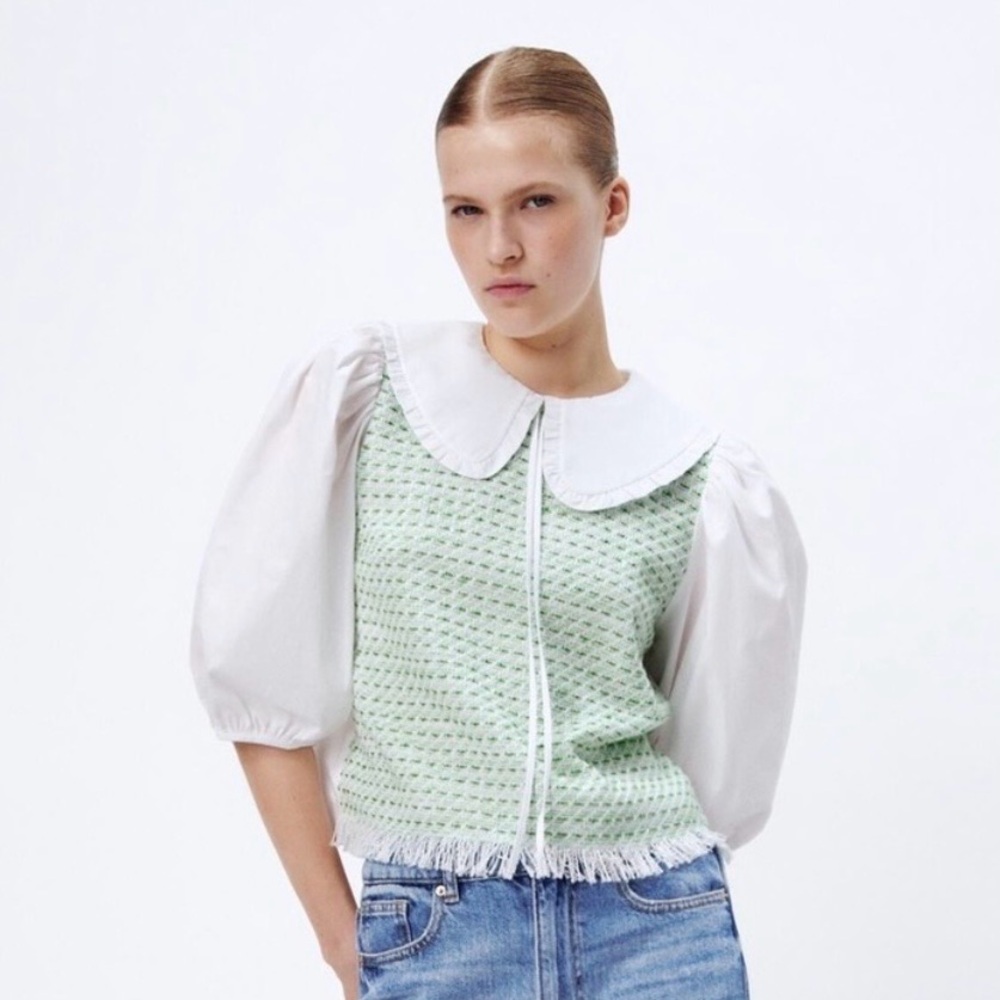 Zara Green and White Blouse with Puff Sleeves and Peter Pan Collar
